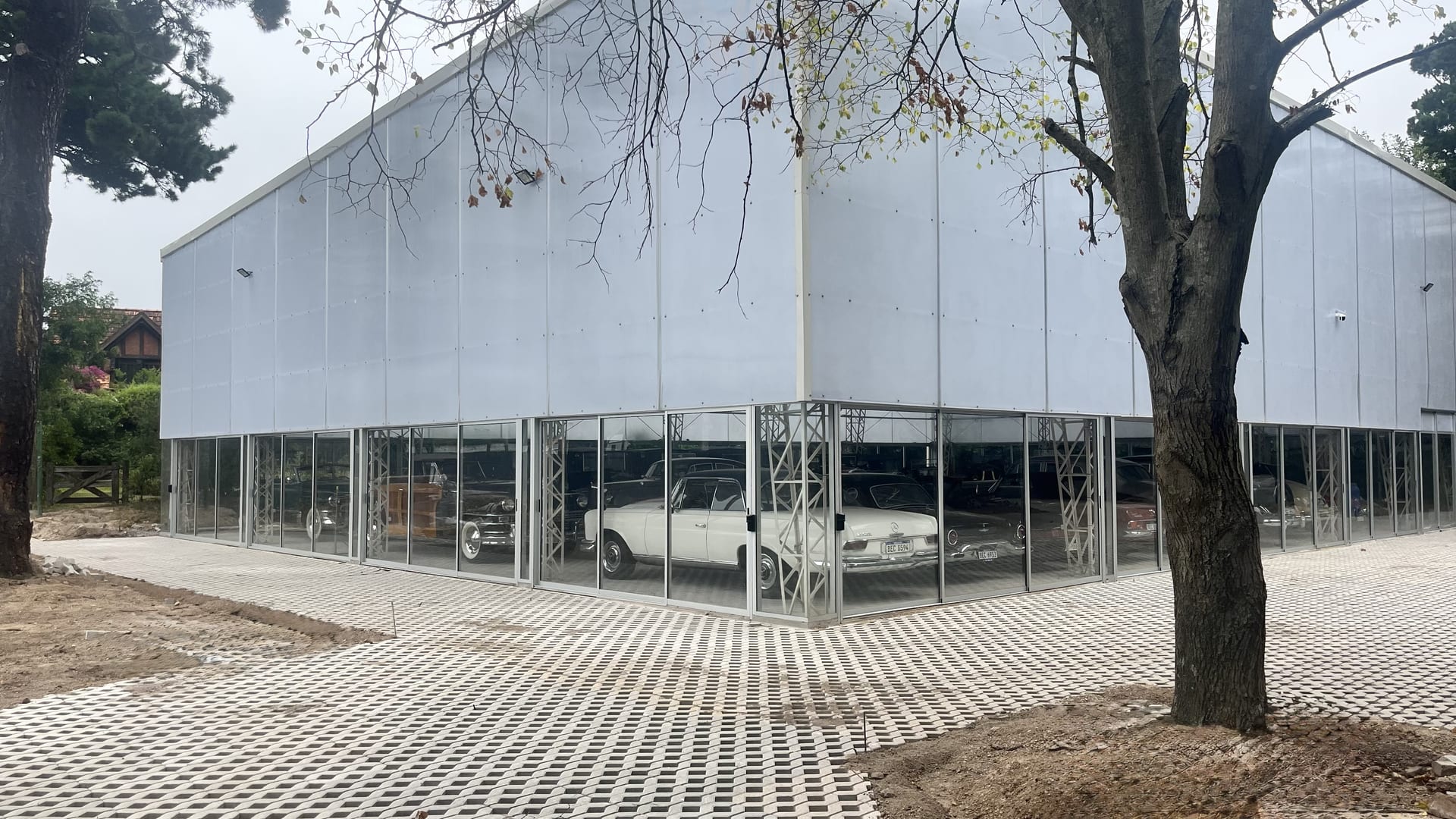Galpón para museo de autos